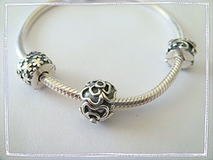 pandora bead clip